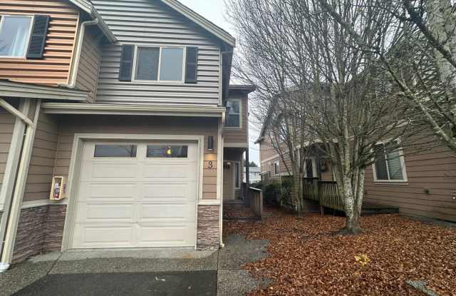 Beautiful 3 Bedroom Townhouse in Lynnwood! - 14819 35th Avenue West, North Lynnwood, WA 98087