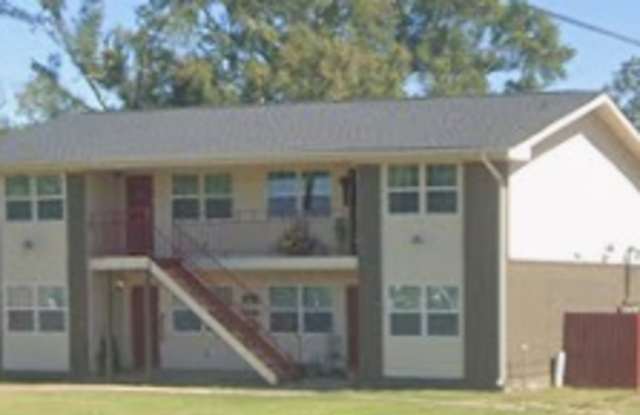 820 Grigsby Ave. - 2 - 820 Grigsby Avenue, Port Neches, TX 77651
