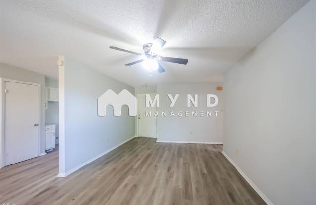 7260 Northbrook Dr Gallery 2