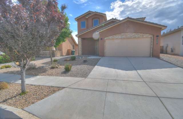 AMAZING MULTI GENERATIONAL 4 BEDROOM (with 2 Primary Suites-one up stairs and one down) photos photos