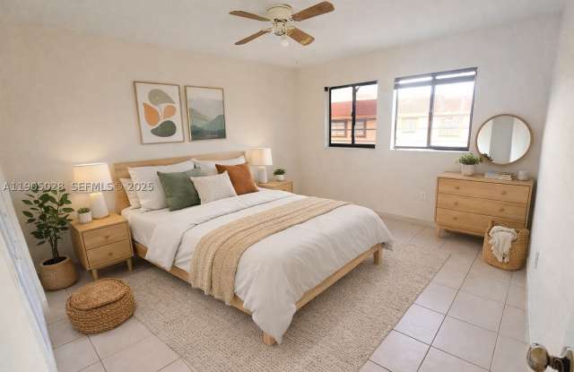 5712 W 25th Ct Gallery 2