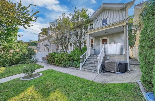 271 W Post Road - 271 West Post Road, White Plains, NY 10606