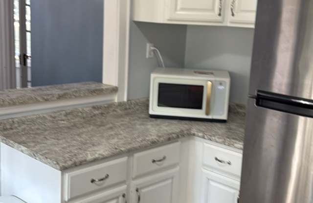 67 Smith Ave - 67 Smith Avenue, Garden City, GA 31408