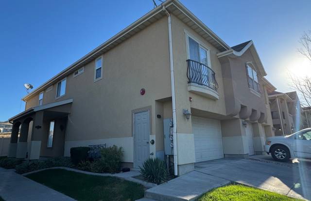 3 bedroom 2.5 bath In Lehi! - 1706 West 3180 North, Lehi, UT 84043