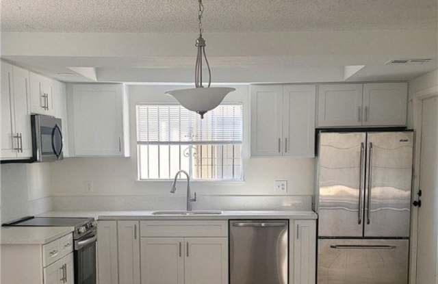 4464 W Desert Inn Road Gallery 3