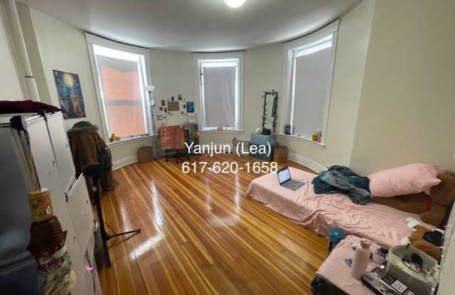 NO BROKER FEE** SEPT 3bed split in Brighton- Students OK! Cats ok! Whole Foods! photos photos