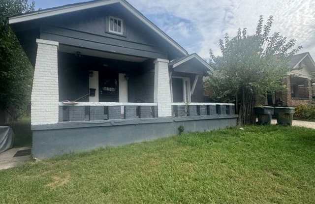 524 E Gage Ave Gallery 2
