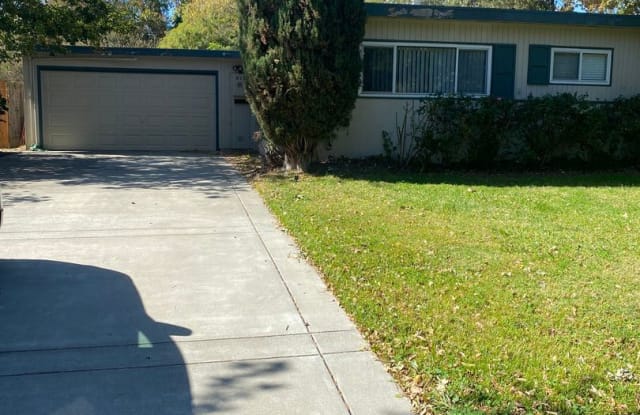 815 Chestnut Lane - 815 Chestnut Place, Davis, CA 95616