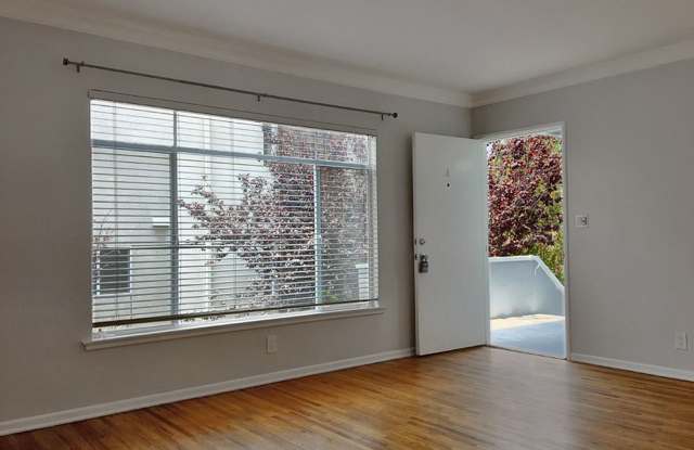 Beautiful 1-Bedroom 1-Bath Gallery 2