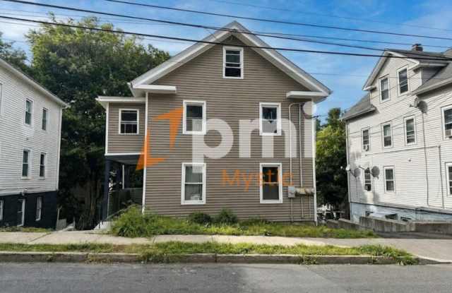 129 Willow Street Gallery 1