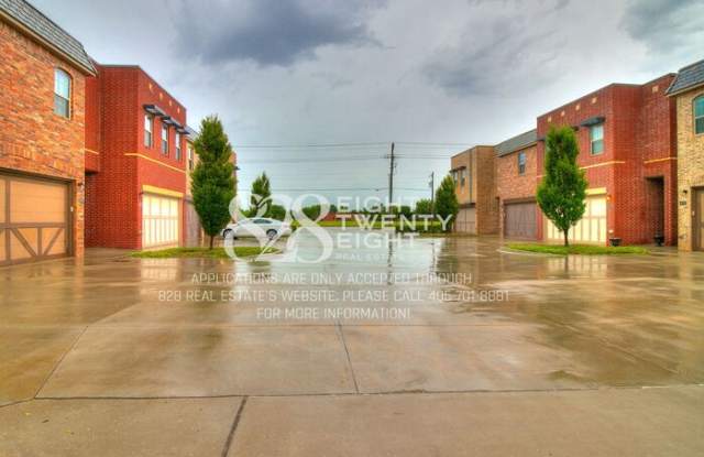4744 West Main Street Gallery 1