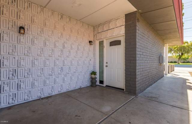 720 N WESTWOOD -- Gallery 3