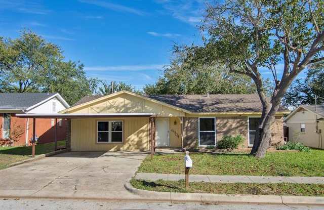 6904 Yorkston Street - 6904 Yorkston Street, Watauga, TX 76148