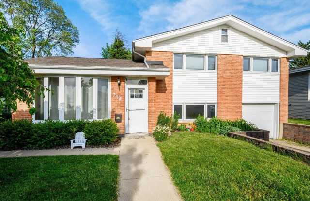 713 N Forest Avenue photos photos