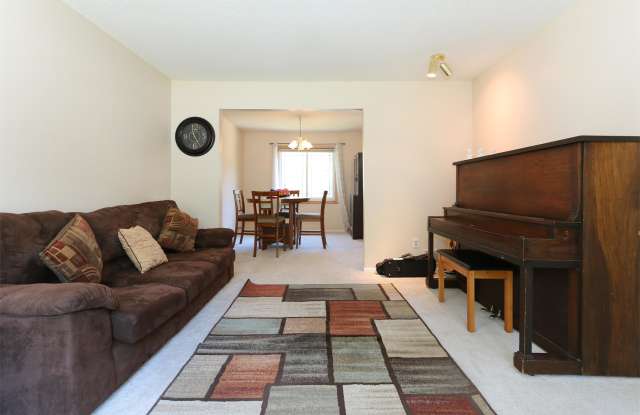 9244 Andrea Dr. Gallery 2