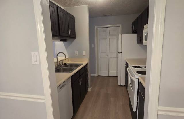 2700-3 Preston Woods - Preston Woods Gallery 4