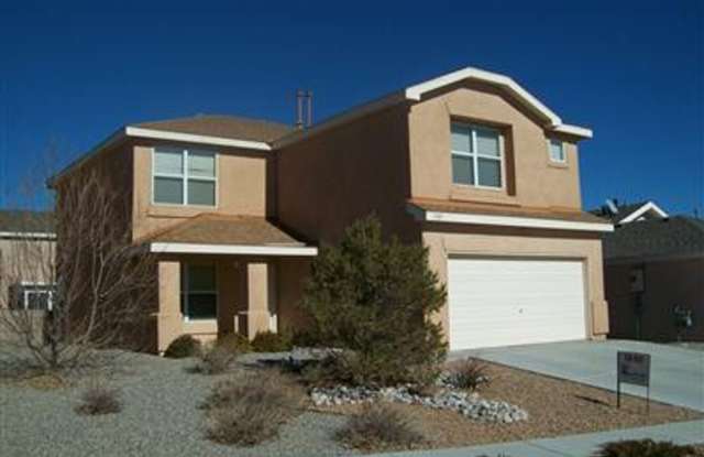 4 Br, 2.5 Bath, loft upstairs, landscaped yards, 2 car garage. photos photos