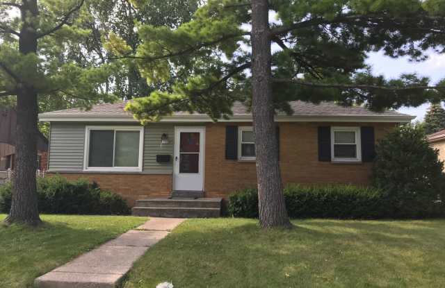 Single 3 Bedroom-COMING SOON-This will be available for showings on 9/16/2026 photos photos Single 3 Bedroom-COMING SOON-This will be available for showings on 9/16/2026 photos photos