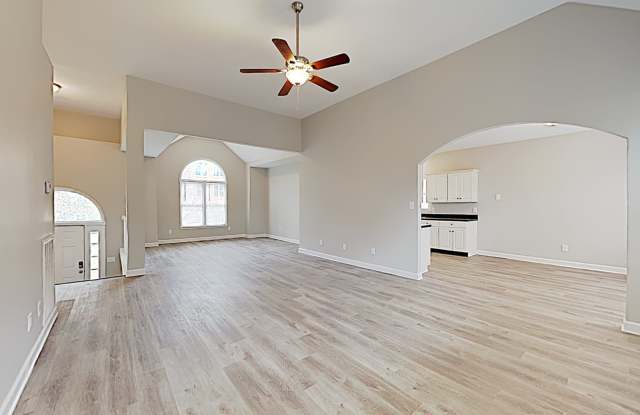 4932 Tulip Grove Lane Gallery 2