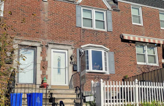 135 OSBORN STREET photos photos