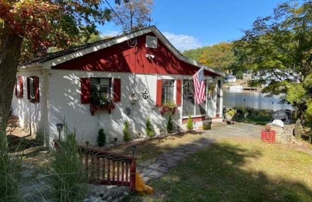 125 N Shore Rd photos photos