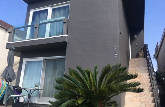727 Longfellow Ave 2nd - 727 Longfellow Avenue, Hermosa Beach, CA 90254
