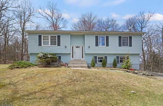 3 Cold Spring Dr photos photos