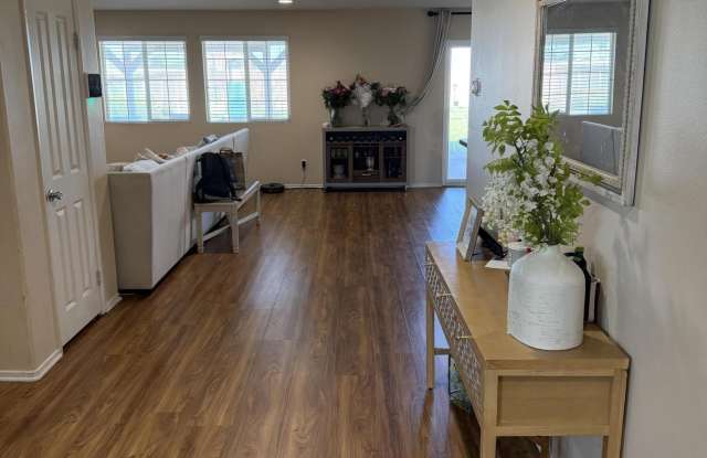 44326 Ryckebosch Lane Gallery 4