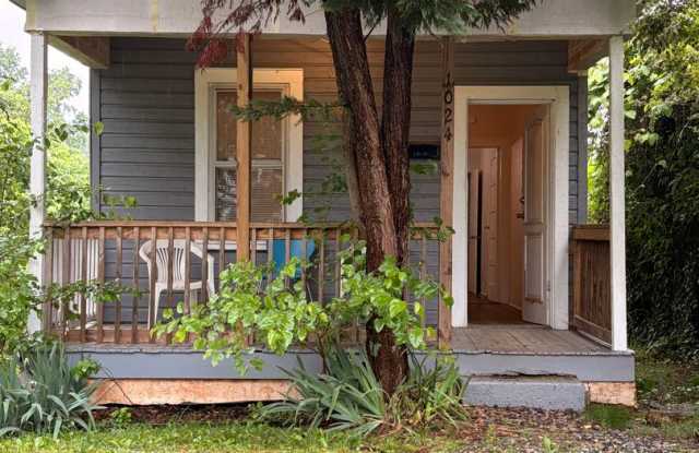 Cozy 1-Bedroom Home Available Now in Winston-Salem photos photos