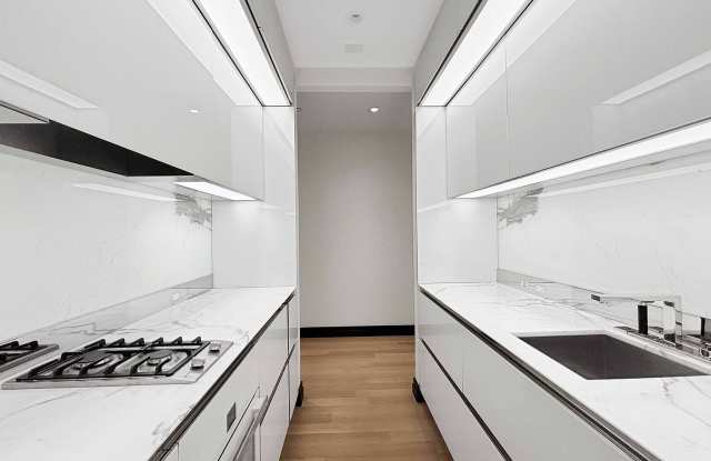 53 W 53rd St Apt 15A Gallery 2