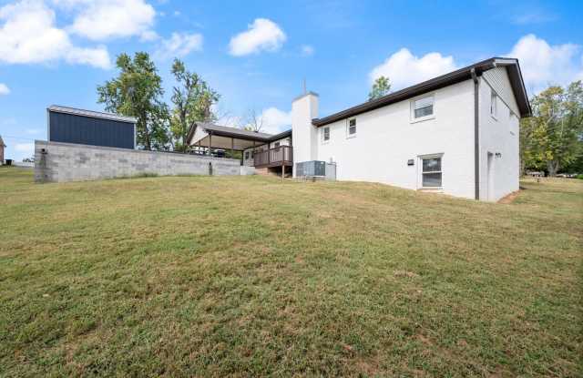 Spacious Home with versatility and Room to Grow Gallery 4