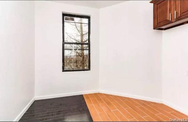 701 E 219th Street Gallery 4