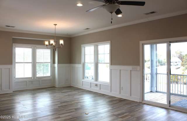 7406 Canal Court Gallery 3