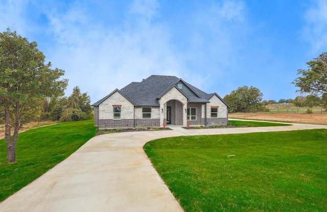 141 County Road 4865 Gallery 3