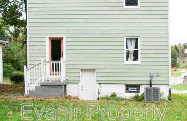 2217 Crane Avenue Gallery 1