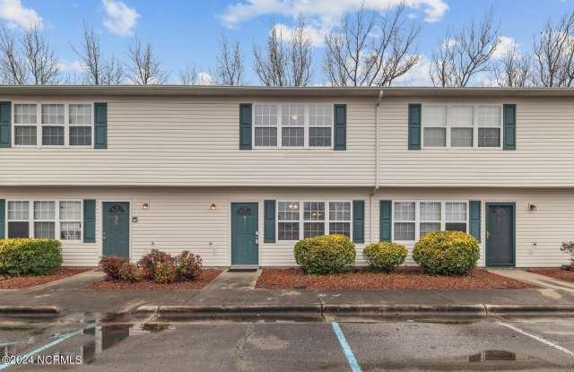 94 Century Court - 94 Century Court, Swansboro, NC 28584