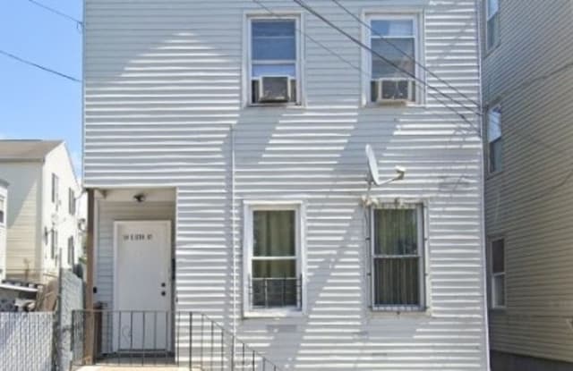 59 E 12Th St - 59 East 12th Street, Paterson, NJ 07524