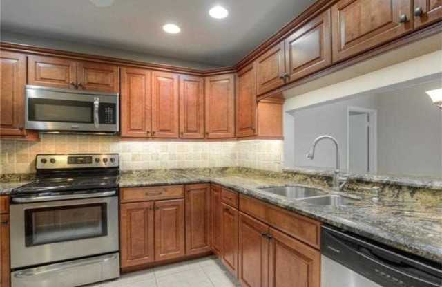 19392 Carolina Cir Gallery 2