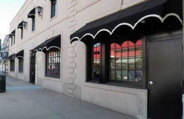 3027 W Cary Street Gallery 1