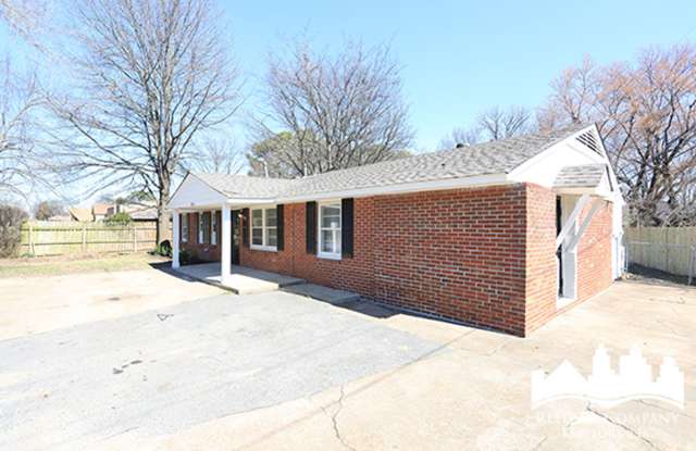 Welcome to 4396 Millbranch! Gallery 4