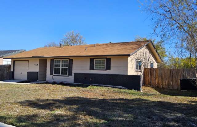 Single Family Home in San Antonio photos photos Single Family Home in San Antonio photos photos