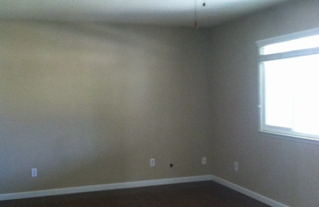 3 Bedroom Home in Northwest Visalia off of Chinowth and Mineral King - 145 North Carl Drive, Visalia, CA 93291