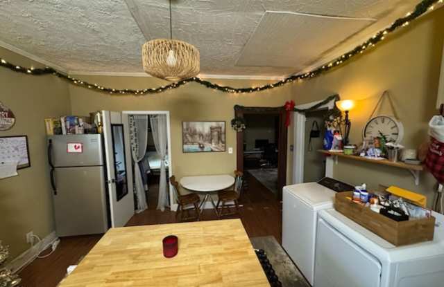 **FALL 2026 PRELEASING** 1095 MACON HWY| 2 Bed 1 Bath Gallery 4