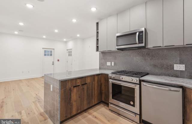 1214 E SUSQUEHANNA AVENUE photos photos