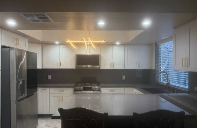 5727 ETIWANDA photos photos 5727 ETIWANDA photos photos