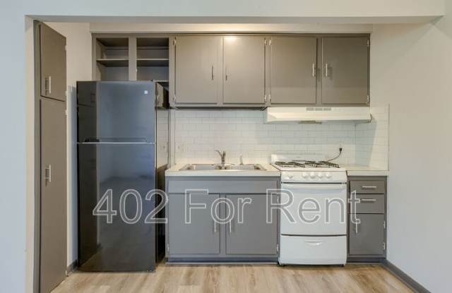 4513 Lafayette Avenue - 12 photos photos
