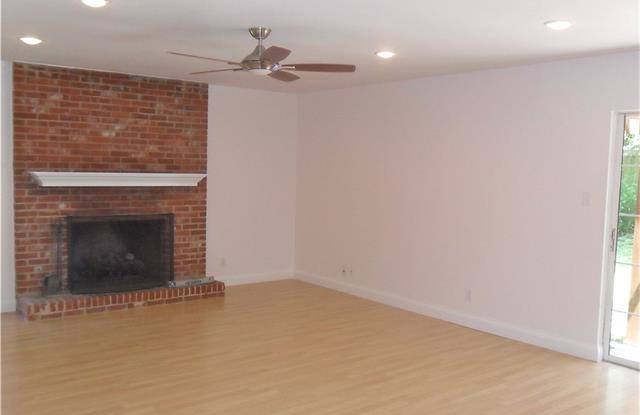 2529 Berkeley AVE Gallery 3
