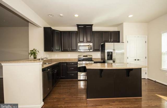 9437 PARAGON Court Gallery 4