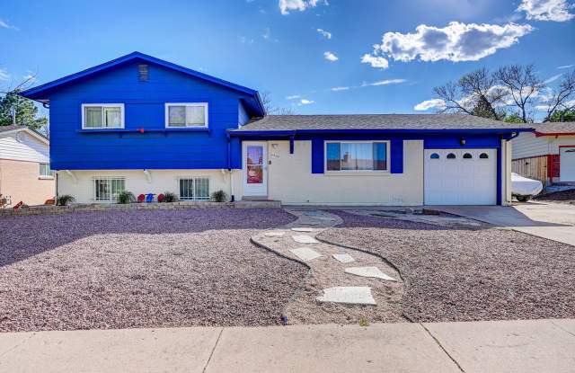 West Side Colorado Springs house, near parks! photos photos