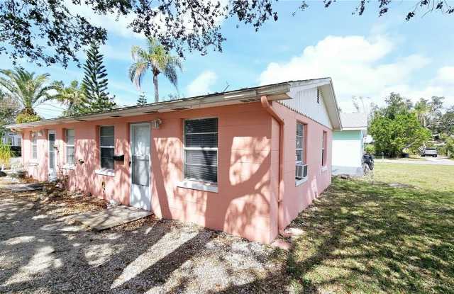19 N MANGO STREET - 19 North Mango Street, Englewood, FL 34223 19 N MANGO STREET - 19 North Mango Street, Englewood, FL 34223